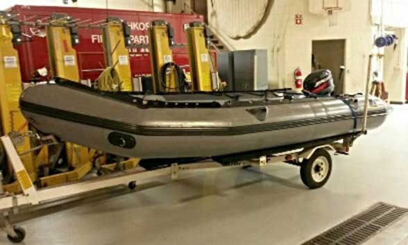 Zodiac Boat 15